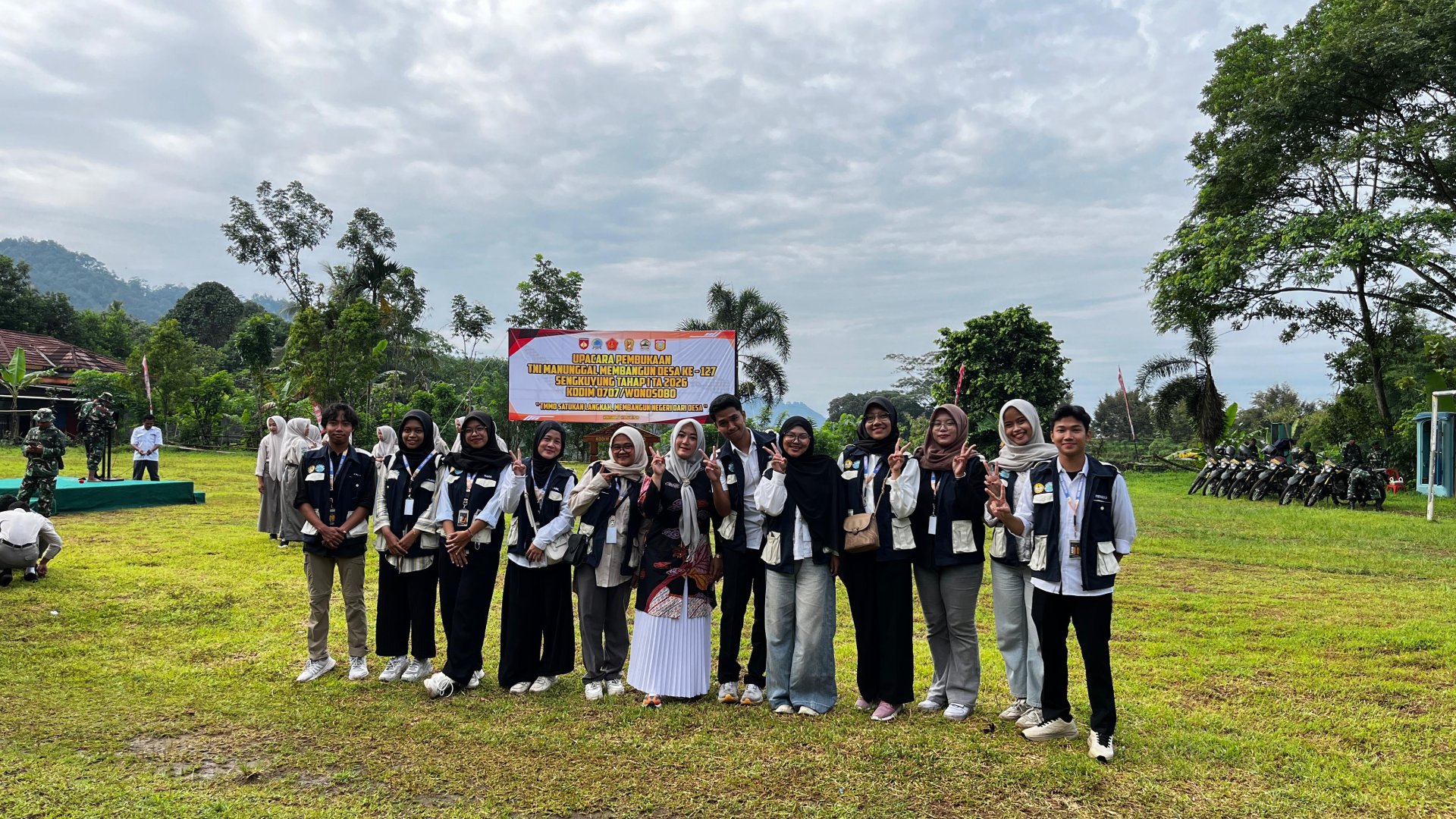 Kegiatan TMMD dan Penarikan Mahasiswa KKN