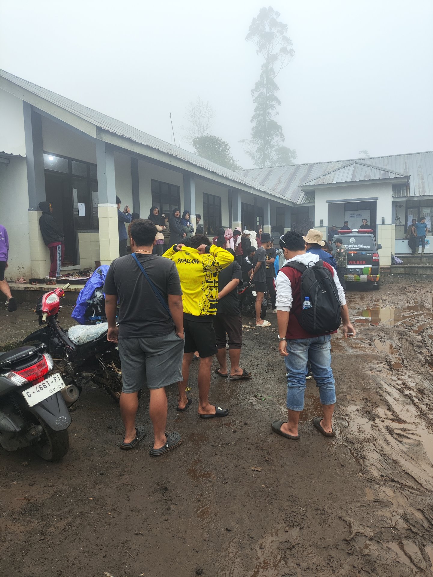 Misi Kemanusiaan di Lereng Pulosari: Menembus Kabut Demi Korban Banjir Bandang (28 Januari 2026)