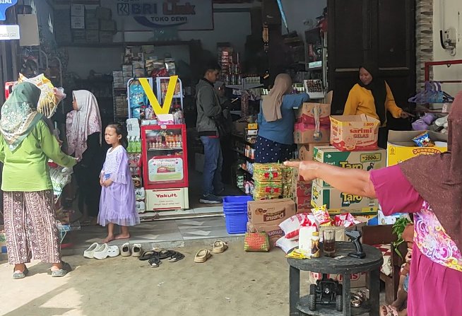 Menyelami Kearifan Lokal: Dialog Tanpa Sekat di Sudut Warung Desa (31 Januari)