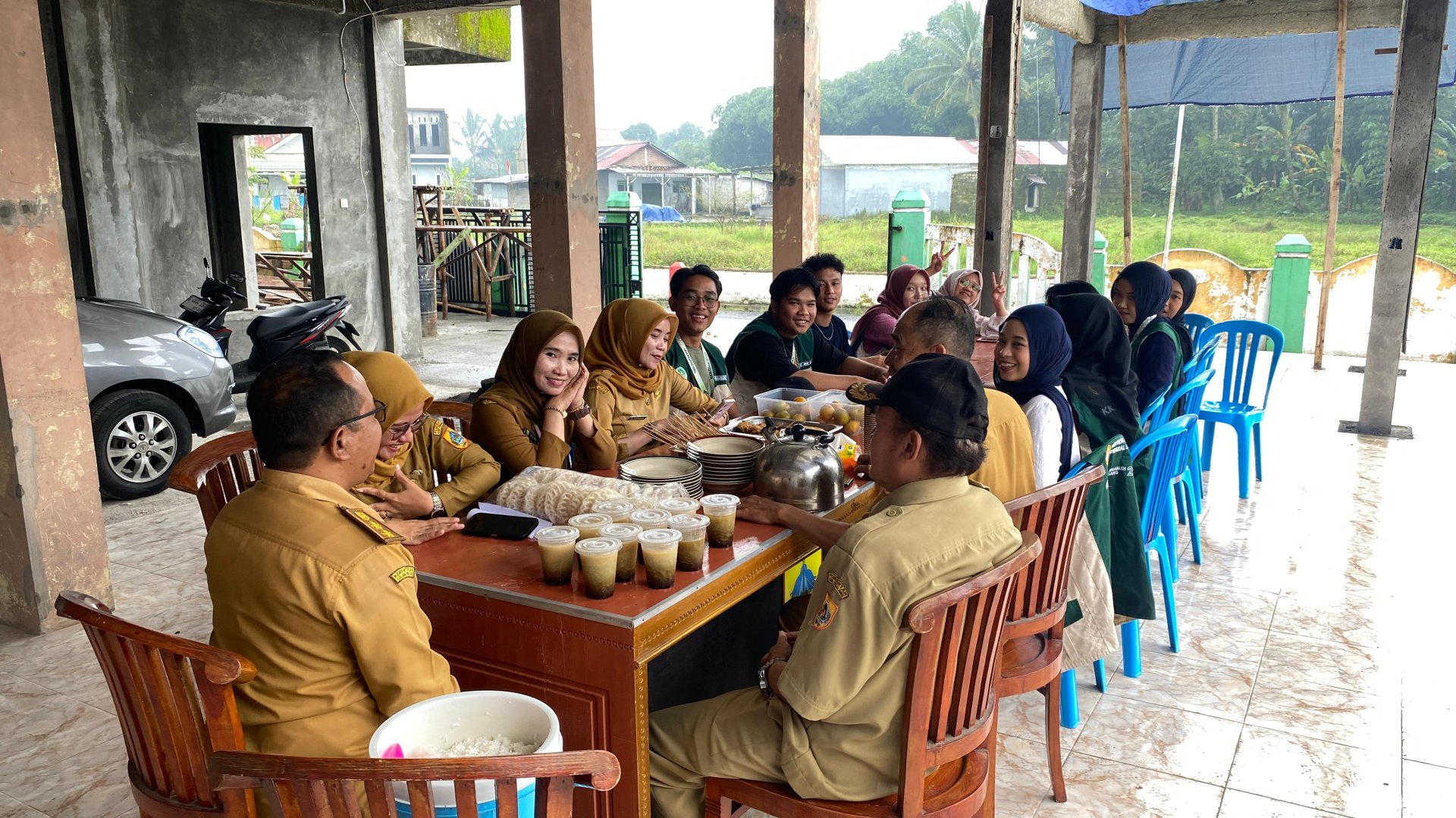 seremonial penarikan KKN dengan perangkat Desa Kalisaleh