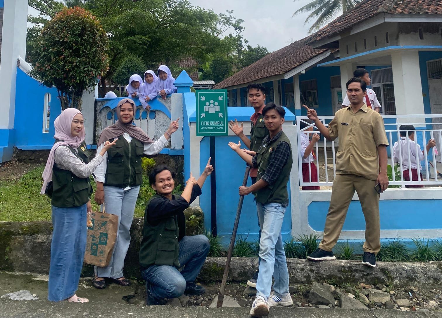 Hari Ke-34 KKN — Upacara Penarikan dan Penyerahan Plakat di SD Kutaliman