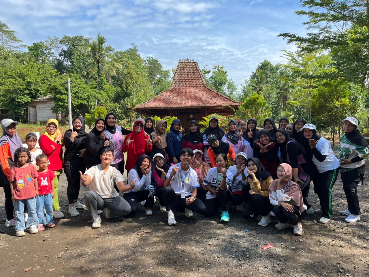 Kegiatan hari ke 33 - Senam rutin