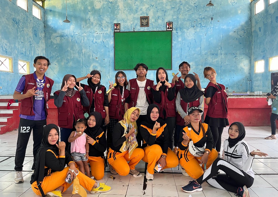 Pembungkusan hadiah untuk senam