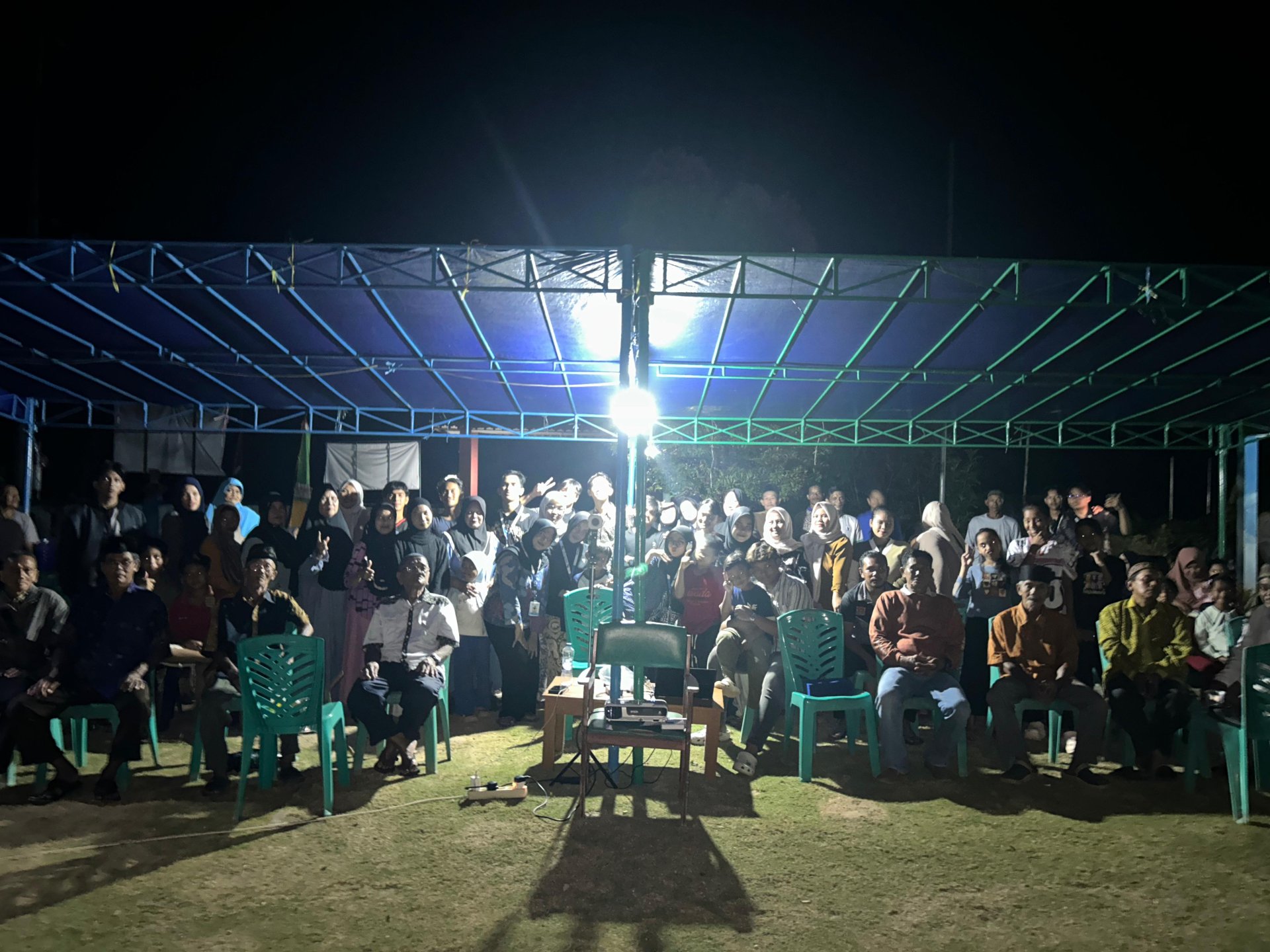 Malam perpisahan KKN Nusa Persada Desa Cendil