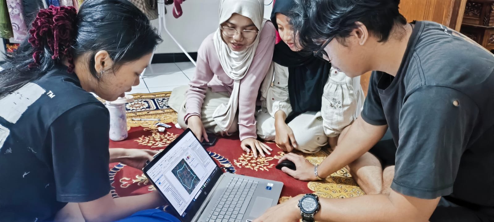 Pembuatan Peta