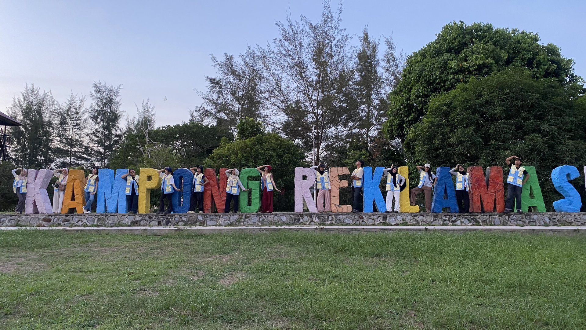Hari Pertama di Desa Selinsing