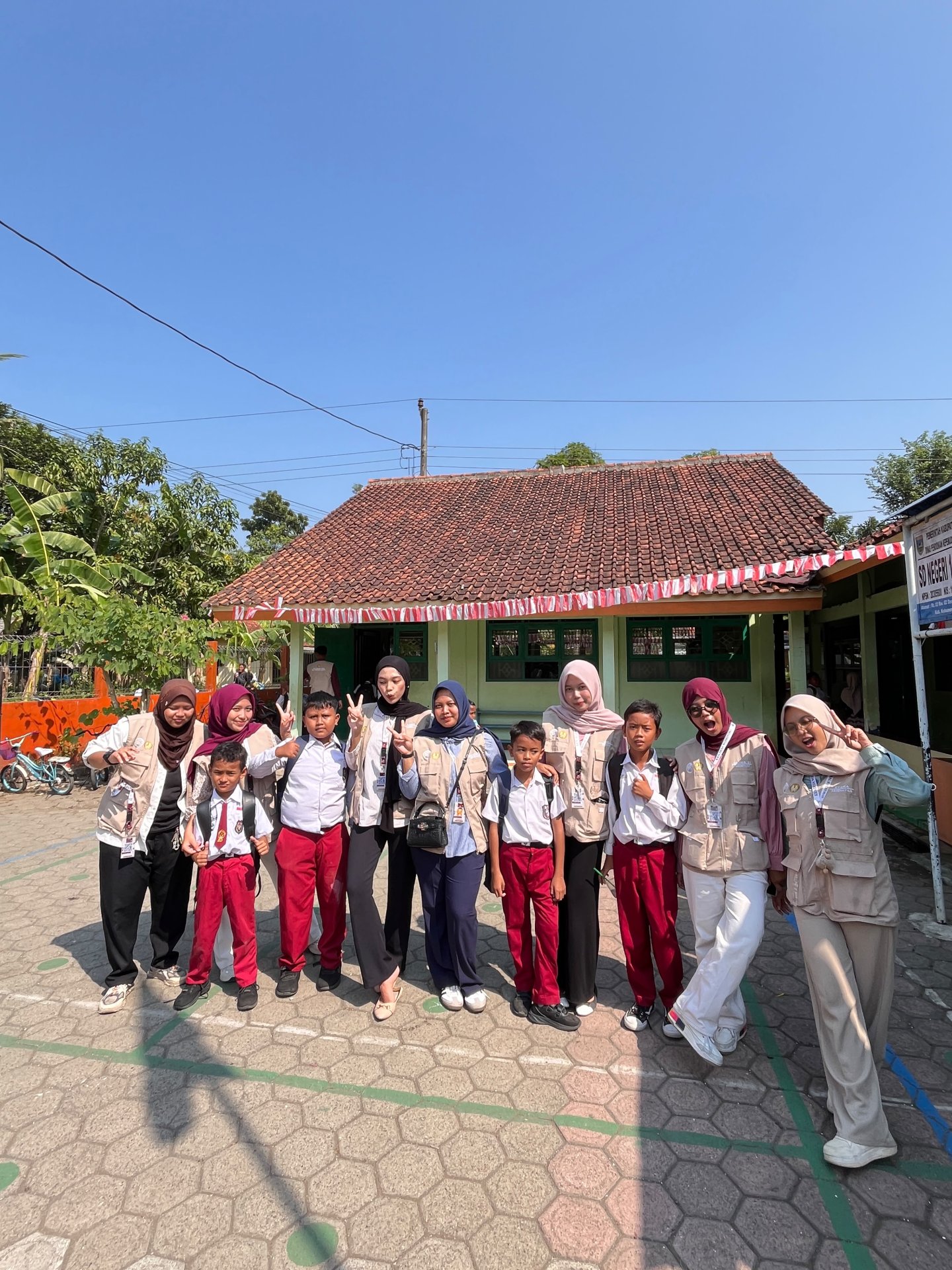 Piket Pelayanan Desa, Koordinasi Kegiatan Mahasiswa, dan Arisan Bulanan Lingkungan