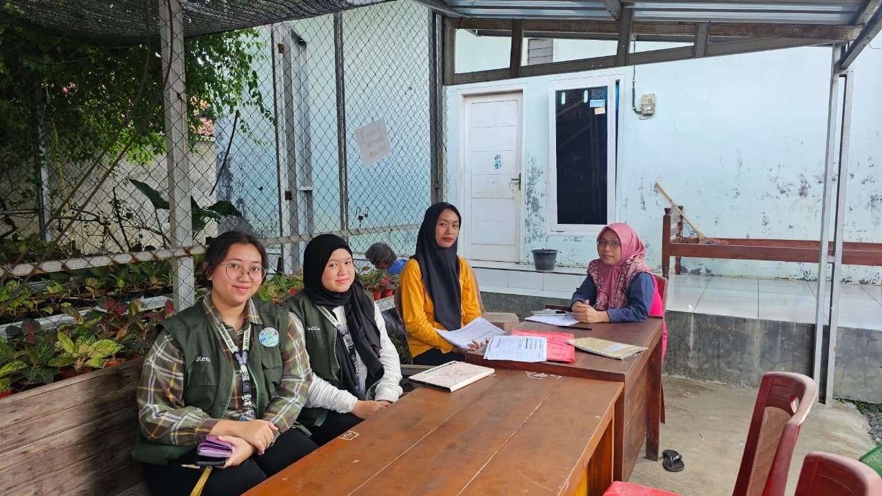 Pendataan Penyakit Masyarakat di Desa Sumbang