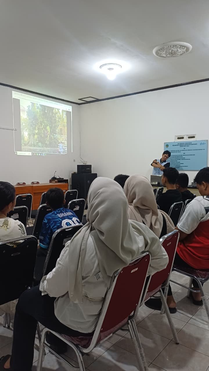 Sosialisasi Pohon Berisiko Tumbang sebagai Upaya Mitigasi Bencana Angin Kencang di Desa Datar