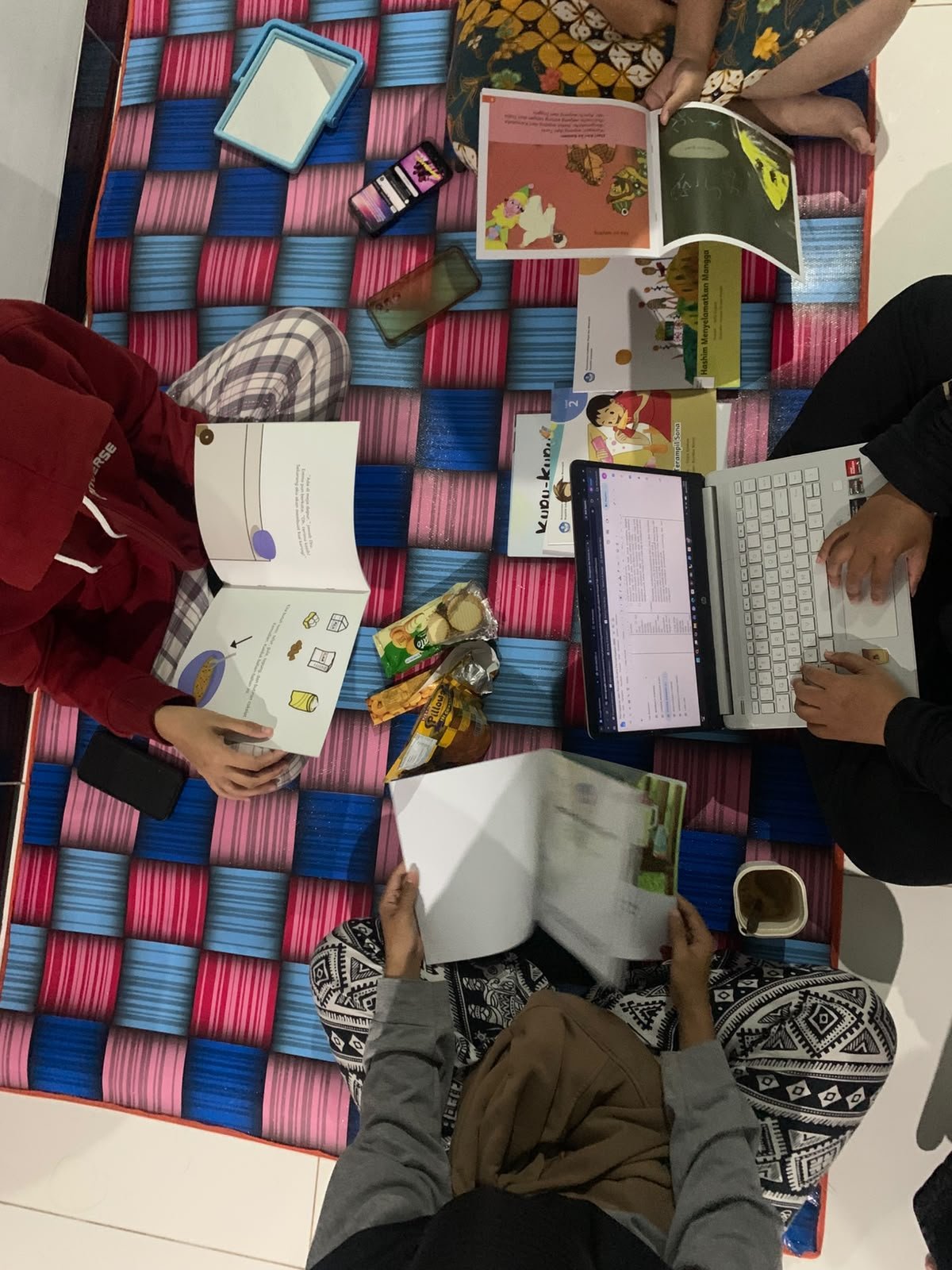 Layanan Buku Bacaan Perpusnas dan Persiapan Proyek Berbasis Isi Buku Bacaan