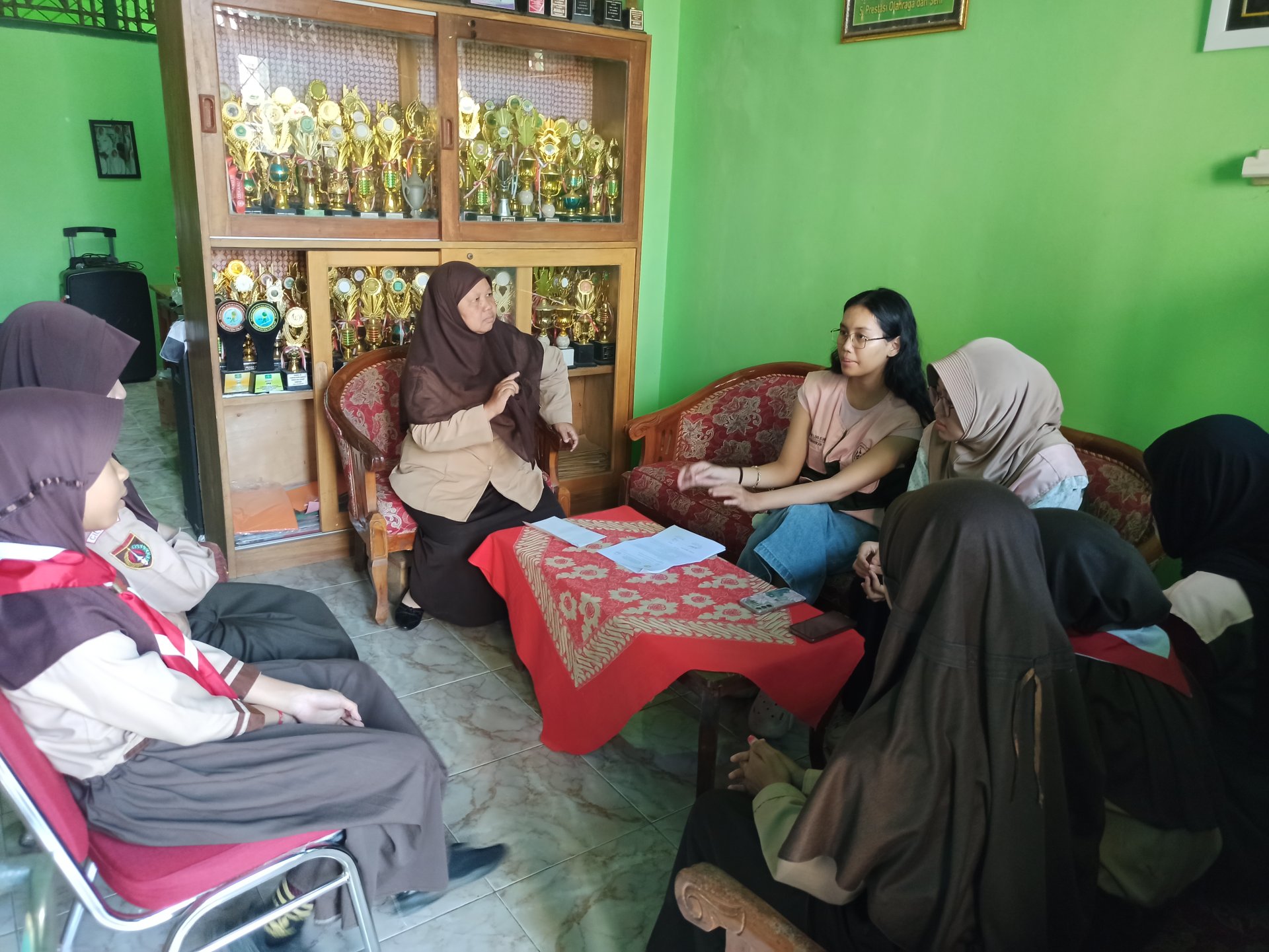 Sosialisasi Program Kerja Lomba di MI Ma'arif 07 Karangmangu dan SDN Karangmangu 03; Serta Piket Pelayanan Perpustakaan di Perpustakaan Wanarata