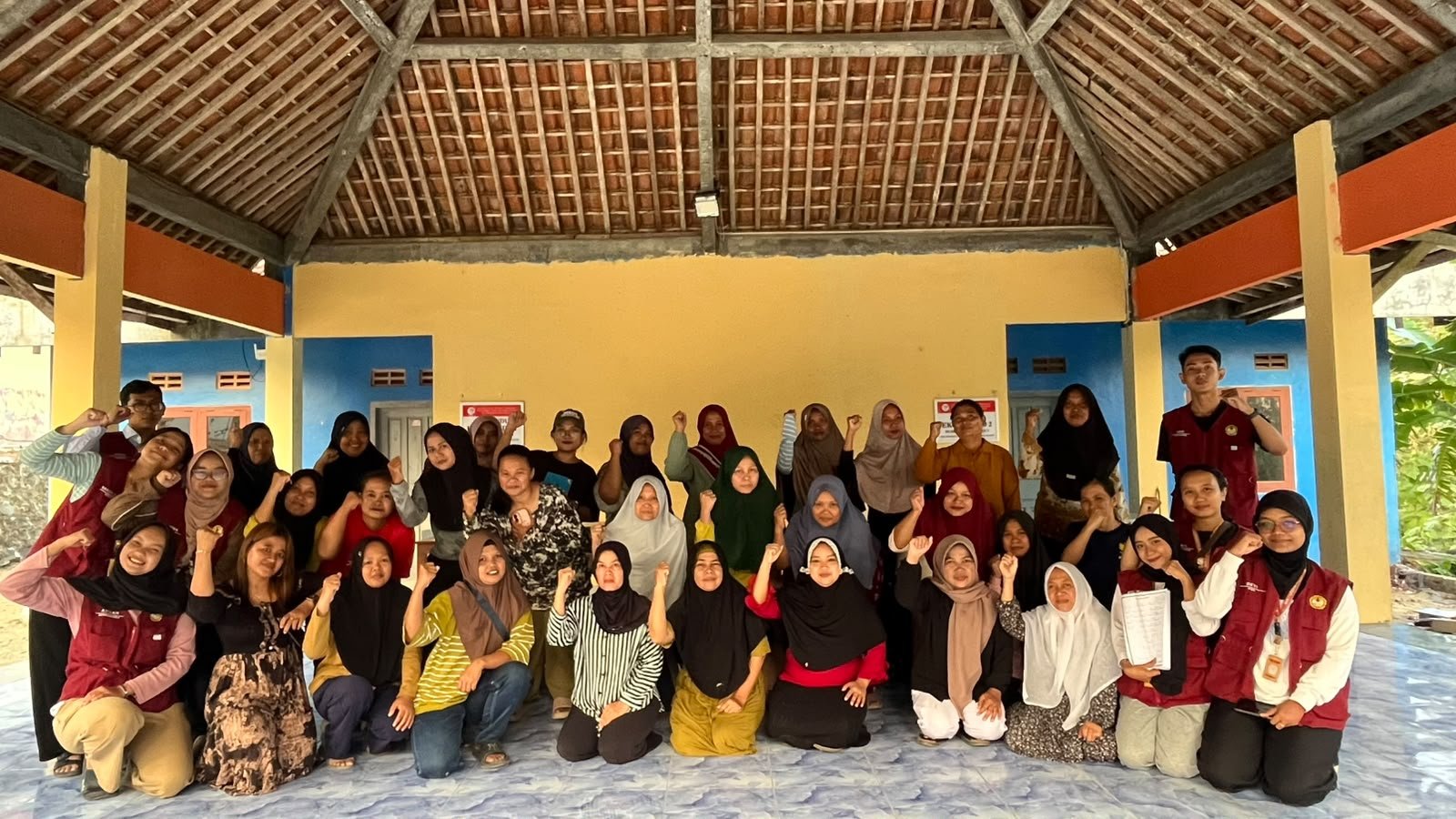 Pengabdian Masyarakat, Melatih Paduan Suara (Hari Ke-26)