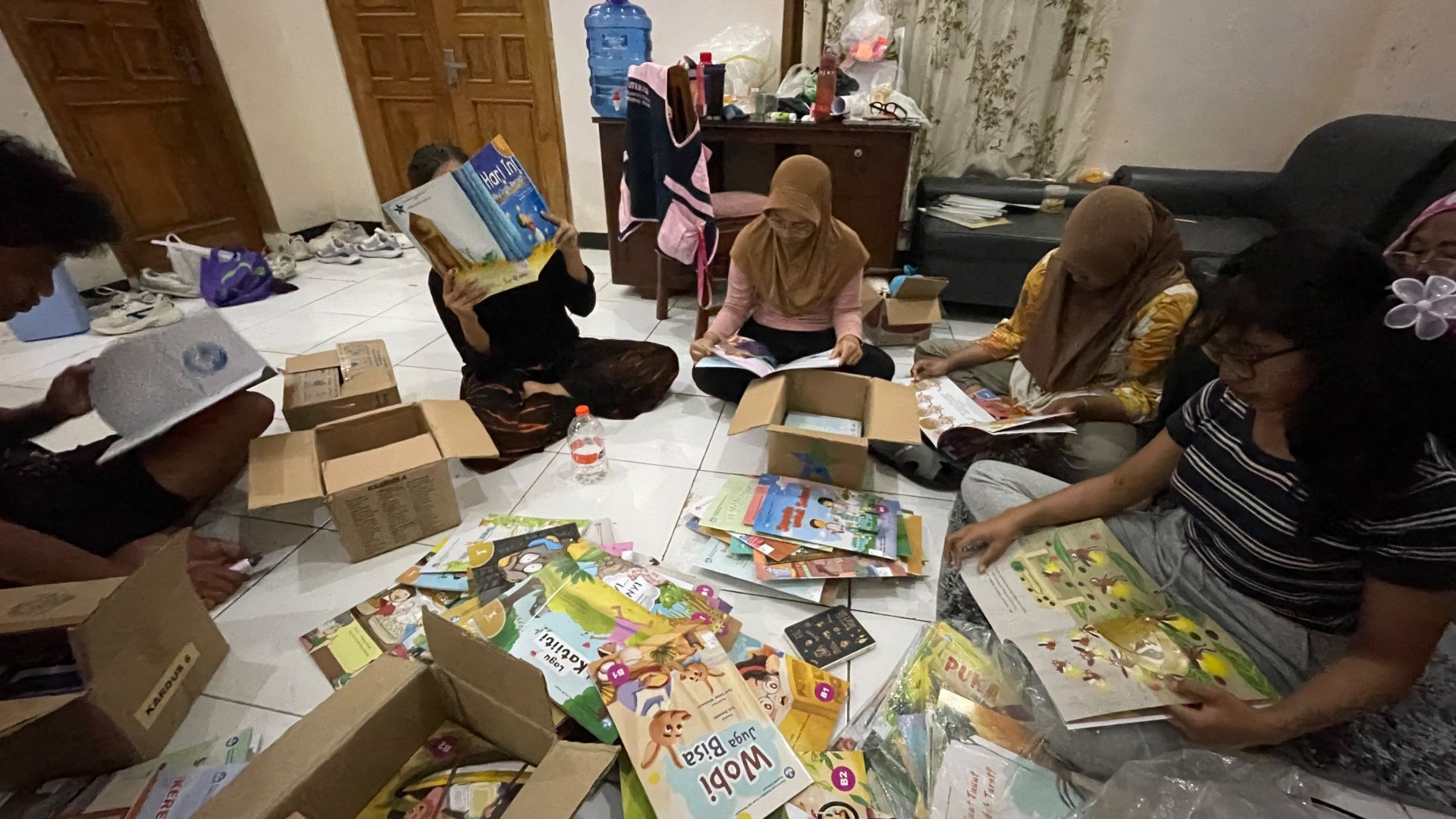 Persiapan Penyelenggaraan Lomba Cerdas Mengulas Buku