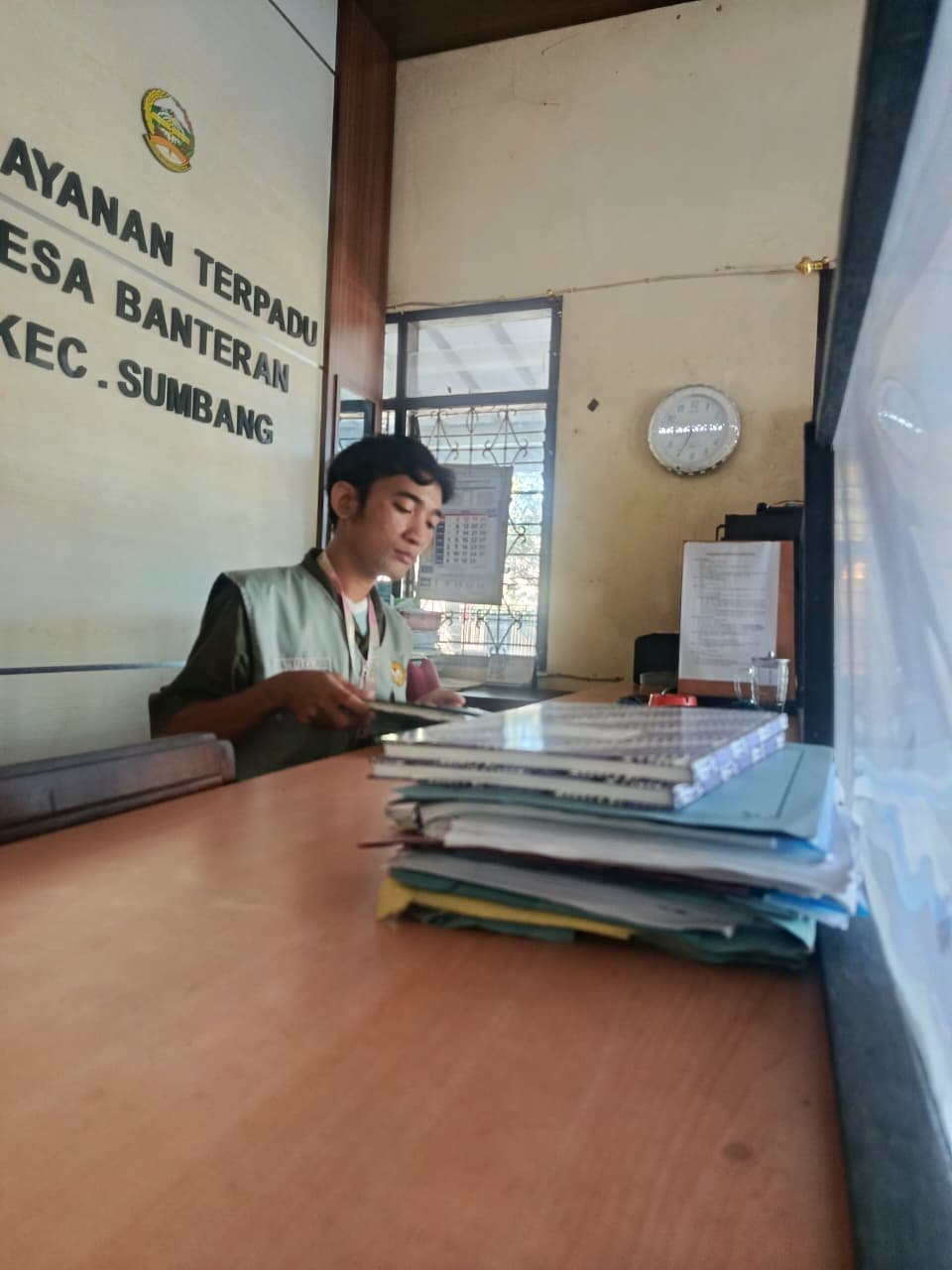 Piket Harian di Balai Desa