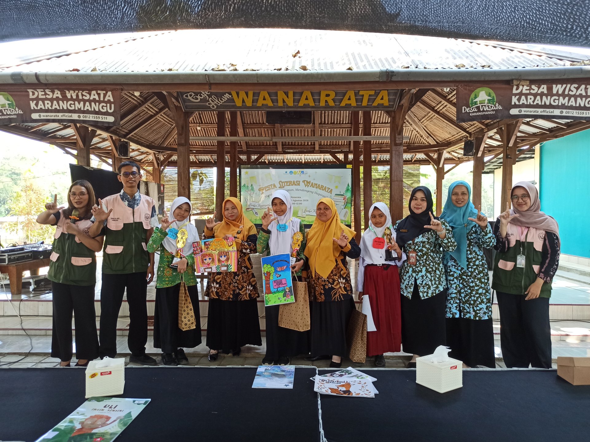 Pelaksanaan Program Kerja Apresiasi Literasi Tingkat Desa: Pesta Literasi Wanarata di Desa Karangmangu