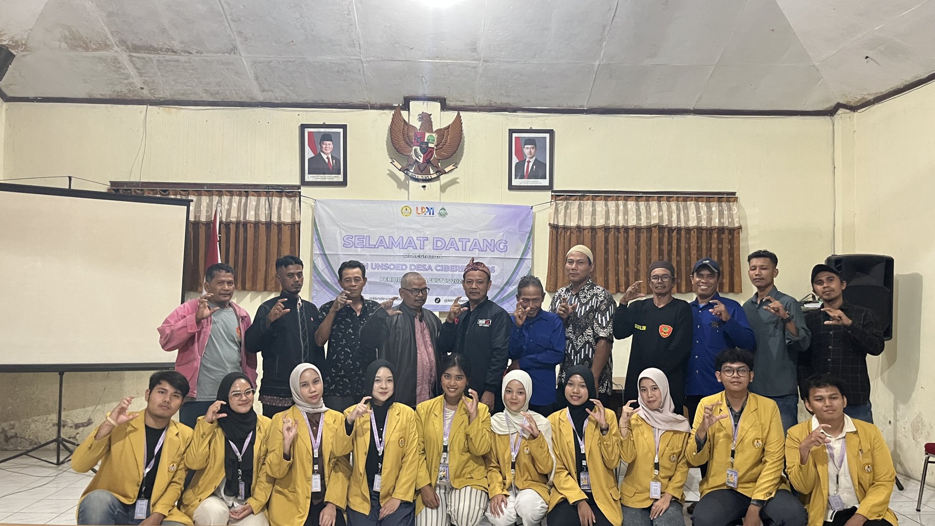Sosialisasi Membaca Perkiraan Cuaca BMKG serta Glorifikasi Desa Ciberem