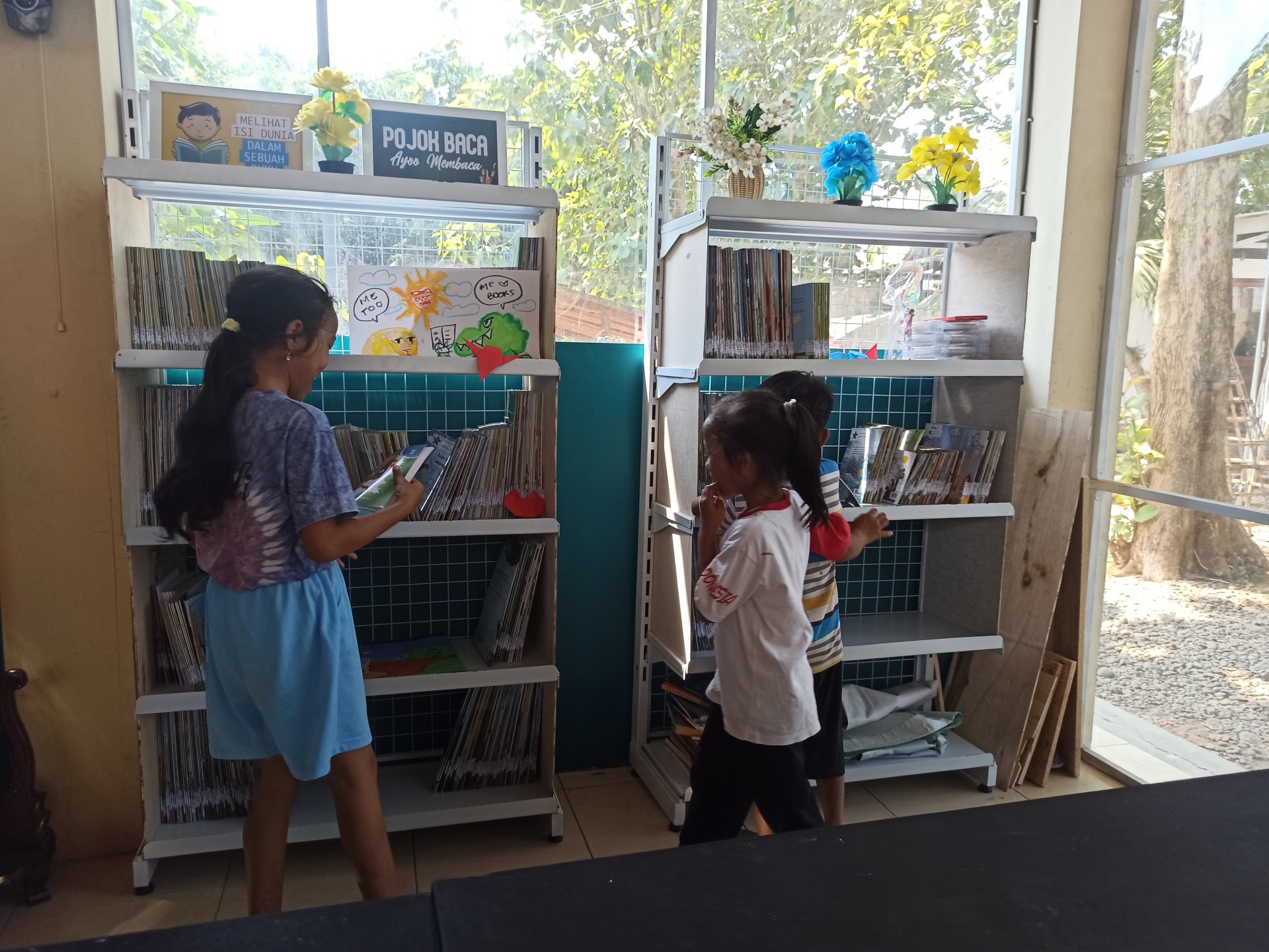 Rapat Evaluasi Kegiatan “Pesta Literasi Wanarata” dan Piket Pelayanan Perpustakaan di Perpustakaan Wanarata