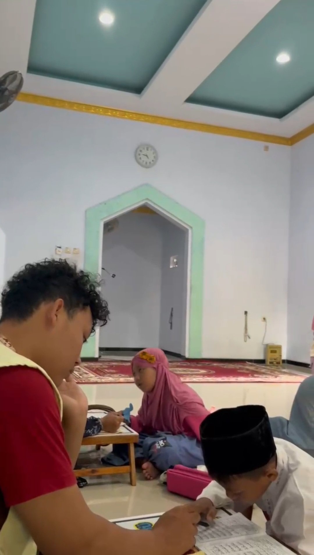 Mengajar di TPQ