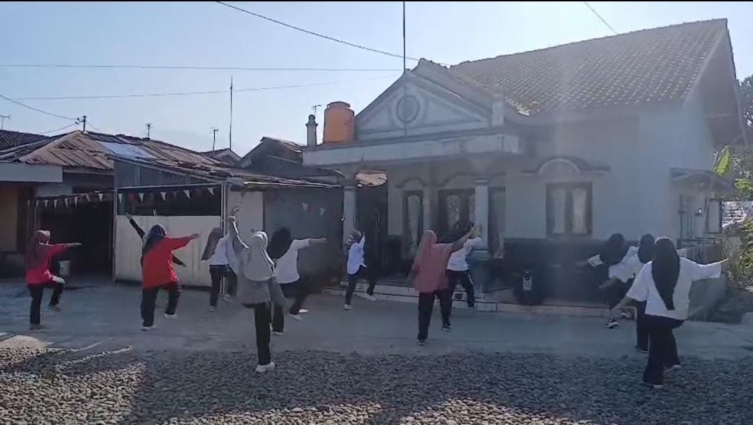 Senam Bersama Warga