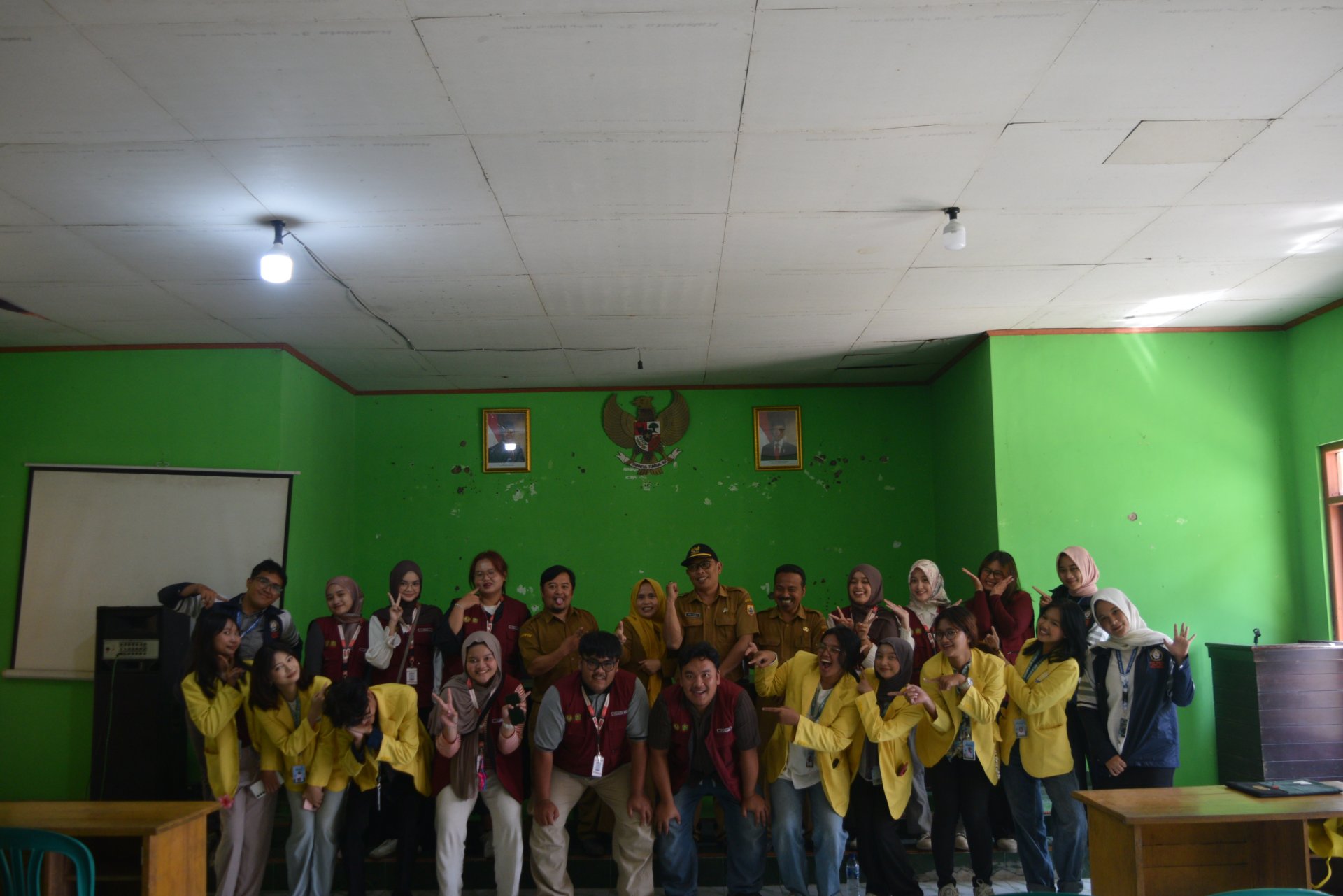 Pelepasan dan Penutupan Kegiatan Mahasiswa KKN di Desa Mendelem, dan sowan sowan ke warga daerah posko